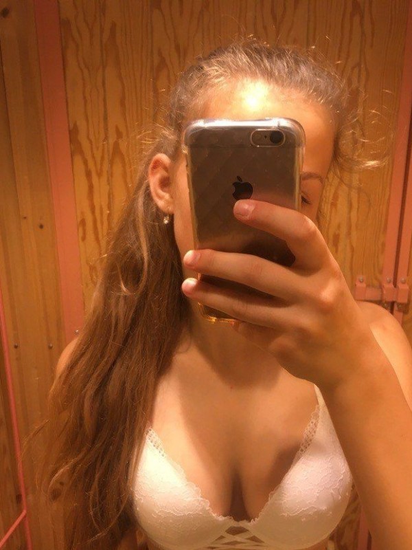 Лола из Кореновска